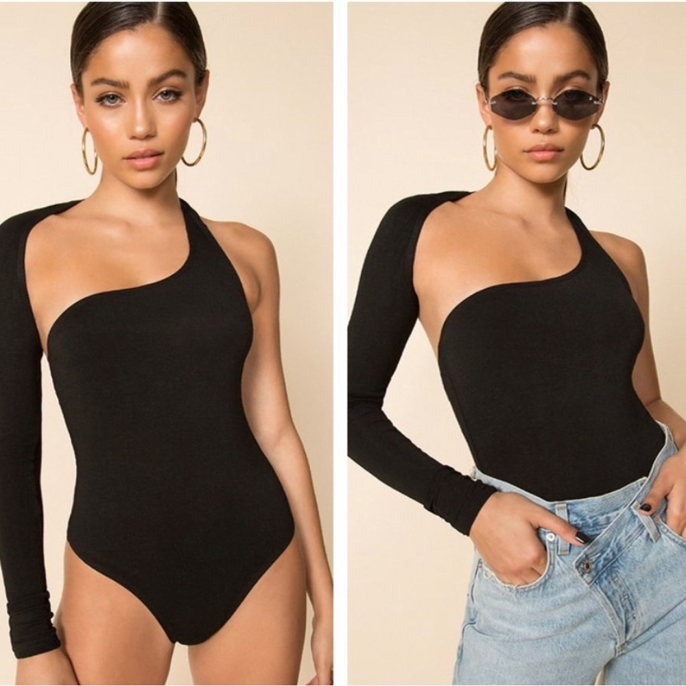 NWT superdown Alessandra Asymmetrical Edgy Bodysuit in Black